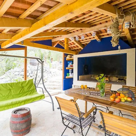 Ferienhaus Stunning House With Private Beach