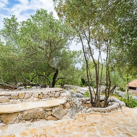 Stunning House With Private Beach Ston